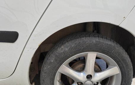 Toyota Yaris III рестайлинг, 2008 год, 550 000 рублей, 10 фотография