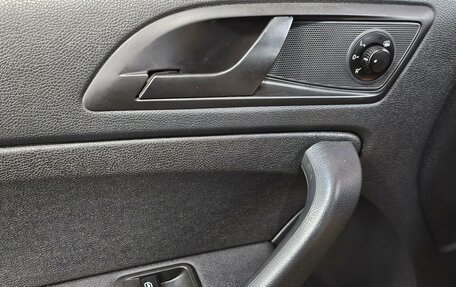 Skoda Yeti I рестайлинг, 2014 год, 675 000 рублей, 14 фотография
