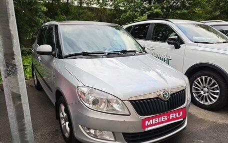 Skoda Fabia II, 2011 год, 730 000 рублей, 2 фотография