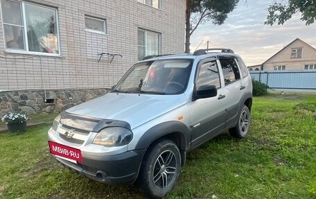 Chevrolet Niva I рестайлинг, 2009 год, 310 000 рублей, 2 фотография