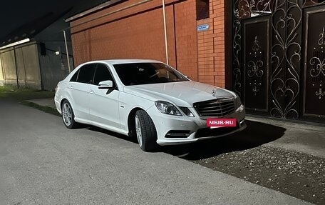 Mercedes-Benz E-Класс, 2011 год, 1 700 000 рублей, 13 фотография
