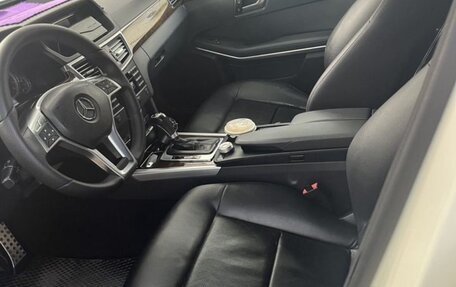 Mercedes-Benz E-Класс, 2011 год, 1 700 000 рублей, 30 фотография