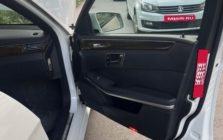 Mercedes-Benz E-Класс, 2011 год, 1 700 000 рублей, 28 фотография