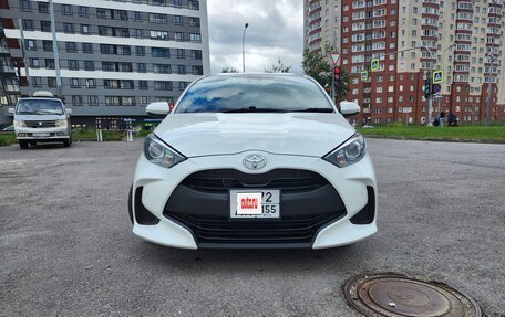 Toyota Yaris, 2020 год, 1 290 000 рублей, 4 фотография