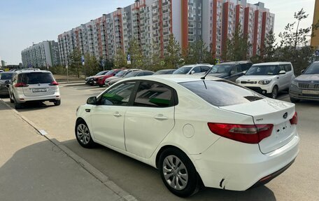 KIA Rio III рестайлинг, 2015 год, 530 000 рублей, 4 фотография