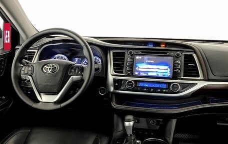 Toyota Highlander III, 2015 год, 3 150 000 рублей, 11 фотография