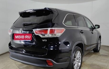Toyota Highlander III, 2015 год, 3 150 000 рублей, 7 фотография