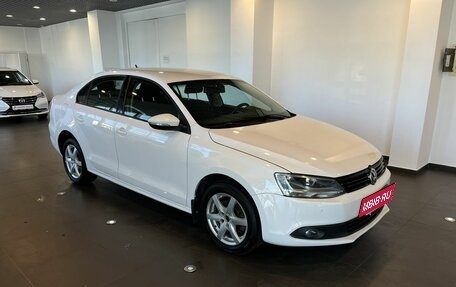 Volkswagen Jetta VI, 2011 год, 1 240 000 рублей, 1 фотография