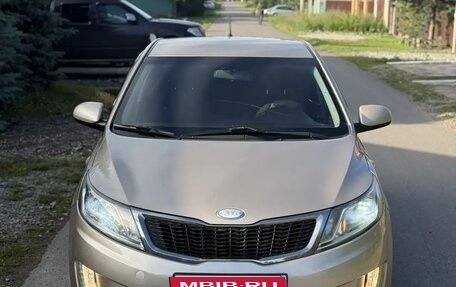KIA Rio III рестайлинг, 2013 год, 669 000 рублей, 1 фотография