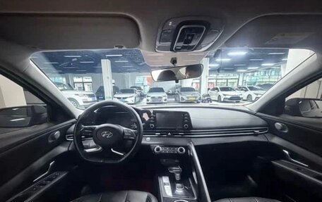 Hyundai Elantra, 2022 год, 1 480 000 рублей, 4 фотография