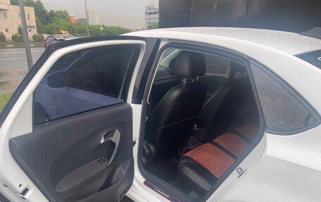 Volkswagen Polo VI (EU Market), 2018 год, 1 000 000 рублей, 17 фотография