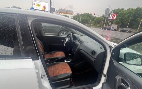 Volkswagen Polo VI (EU Market), 2018 год, 1 000 000 рублей, 23 фотография