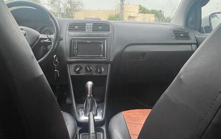 Volkswagen Polo VI (EU Market), 2018 год, 1 000 000 рублей, 29 фотография