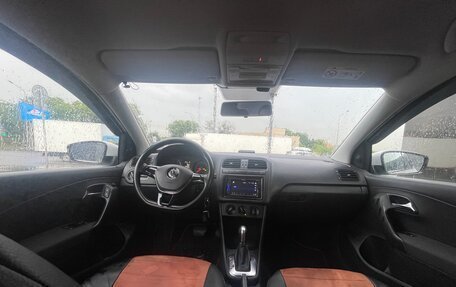 Volkswagen Polo VI (EU Market), 2018 год, 1 000 000 рублей, 30 фотография