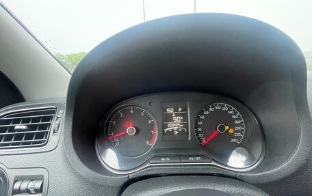 Volkswagen Polo VI (EU Market), 2018 год, 1 000 000 рублей, 38 фотография
