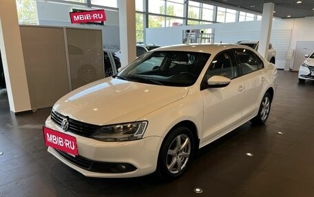 Volkswagen Jetta VI, 2011 год, 1 240 000 рублей, 7 фотография