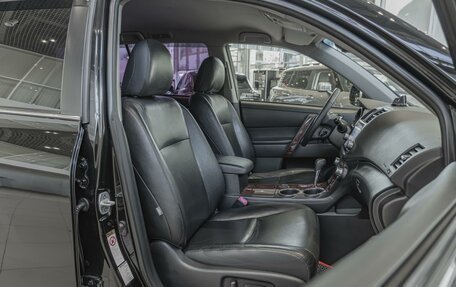 Toyota Highlander III, 2012 год, 2 050 000 рублей, 11 фотография