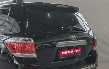 Toyota Highlander III, 2012 год, 2 050 000 рублей, 6 фотография