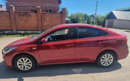 Hyundai Solaris II рестайлинг, 2018 год, 1 250 000 рублей, 4 фотография