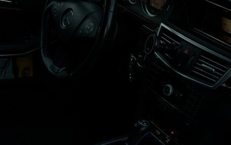 Mercedes-Benz E-Класс, 2010 год, 2 000 050 рублей, 30 фотография