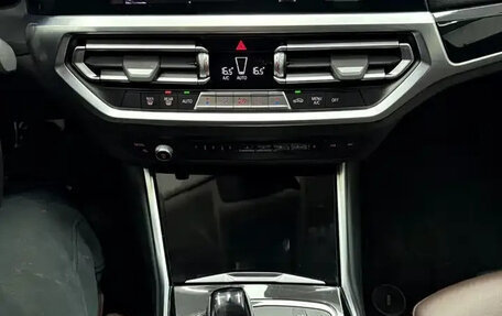 BMW 3 серия, 2022 год, 2 860 000 рублей, 12 фотография