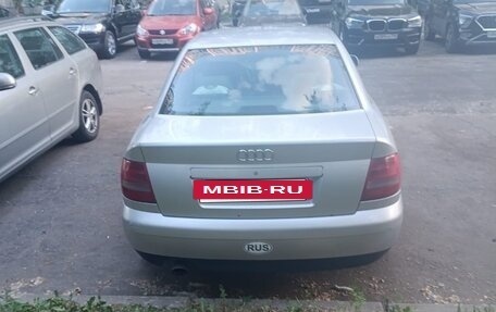Audi A4, 1999 год, 370 000 рублей, 4 фотография