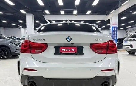BMW 1 серия, 2022 год, 1 650 000 рублей, 5 фотография