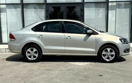 Volkswagen Polo VI (EU Market), 2012 год, 820 000 рублей, 4 фотография