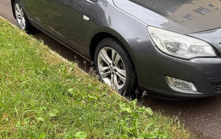 Opel Astra J, 2012 год, 750 000 рублей, 2 фотография