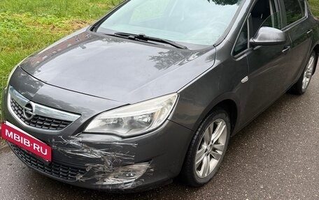 Opel Astra J, 2012 год, 750 000 рублей, 4 фотография