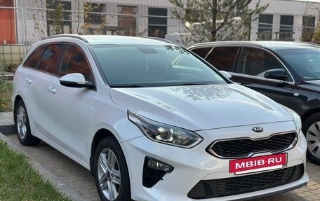 KIA cee'd III, 2020 год, 2 350 000 рублей, 2 фотография
