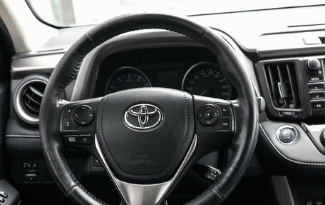 Toyota RAV4, 2018 год, 2 449 000 рублей, 18 фотография