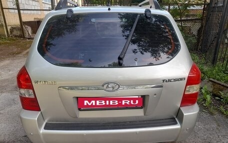 Hyundai Tucson III, 2006 год, 580 000 рублей, 2 фотография