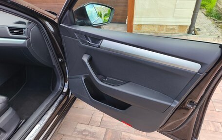 Skoda Superb III рестайлинг, 2019 год, 1 750 000 рублей, 6 фотография