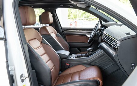 Volkswagen Touareg III, 2021 год, 5 890 000 рублей, 13 фотография