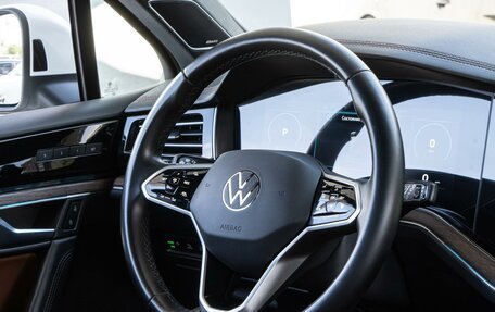 Volkswagen Touareg III, 2021 год, 5 890 000 рублей, 31 фотография