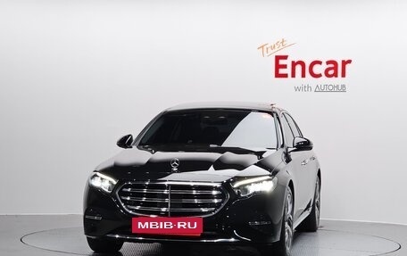 Mercedes-Benz E-Класс, 2024 год, 6 873 000 рублей, 2 фотография