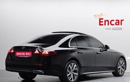 Mercedes-Benz E-Класс, 2024 год, 6 873 000 рублей, 3 фотография