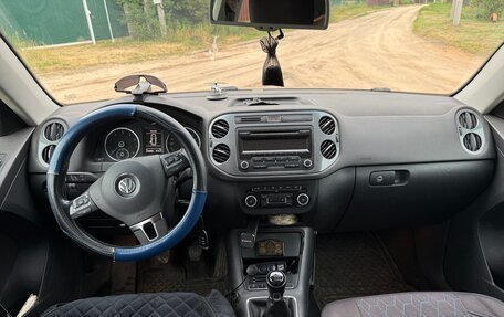 Volkswagen Tiguan I, 2011 год, 900 000 рублей, 10 фотография