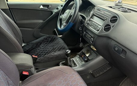 Volkswagen Tiguan I, 2011 год, 900 000 рублей, 11 фотография