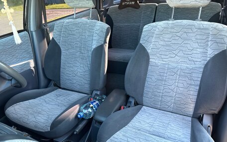 Toyota Ipsum II, 1997 год, 850 000 рублей, 30 фотография