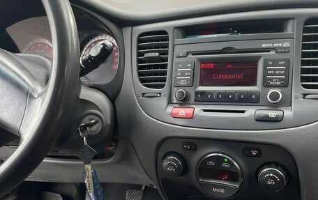 KIA Rio II, 2009 год, 360 000 рублей, 12 фотография