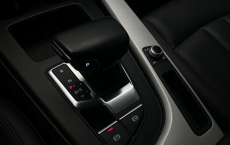 Audi A4, 2020 год, 3 090 000 рублей, 16 фотография