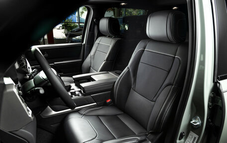 Toyota Sequoia, 2025 год, 14 690 000 рублей, 7 фотография