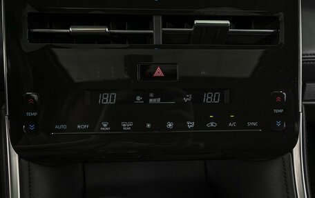 Toyota Avalon, 2024 год, 4 160 000 рублей, 14 фотография