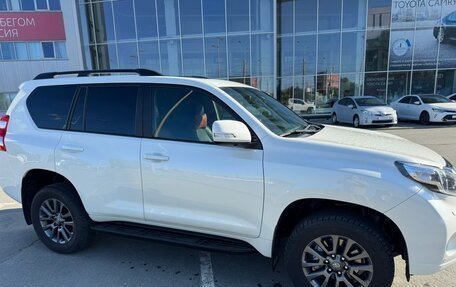 Toyota Land Cruiser Prado 150 рестайлинг 2, 2016 год, 4 200 000 рублей, 7 фотография