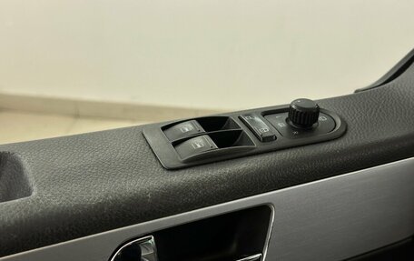 Volkswagen Multivan T5, 2014 год, 2 690 000 рублей, 10 фотография