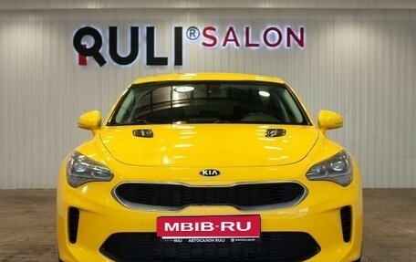 KIA Stinger I, 2018 год, 2 305 000 рублей, 2 фотография