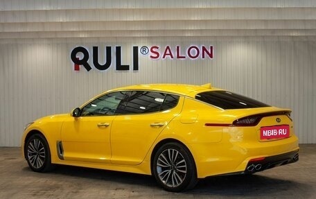 KIA Stinger I, 2018 год, 2 305 000 рублей, 8 фотография