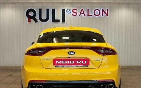 KIA Stinger I, 2018 год, 2 305 000 рублей, 9 фотография